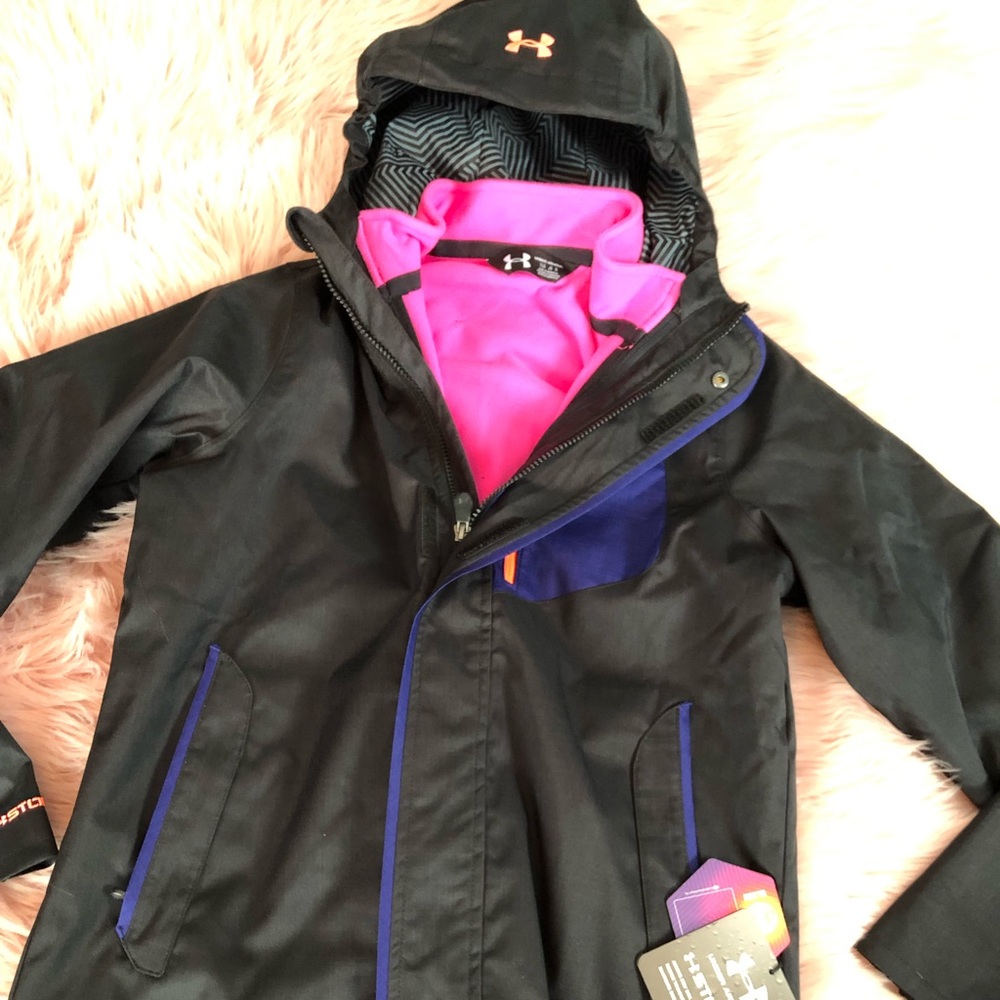 Under Armour double jacket girl size xl brand new